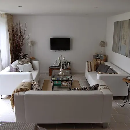 לינה וארוחת בוקר La Belle Lavande, D