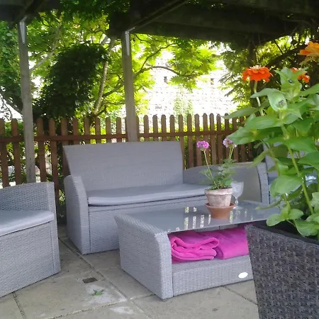 La Belle Lavande, D לינה וארוחת בוקר Chenommet