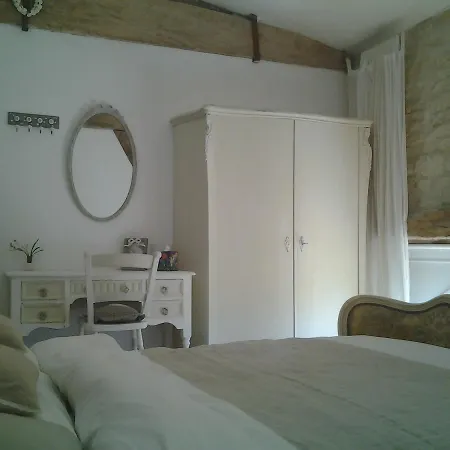 La Belle Lavande, D Bed & Breakfast Chenommet