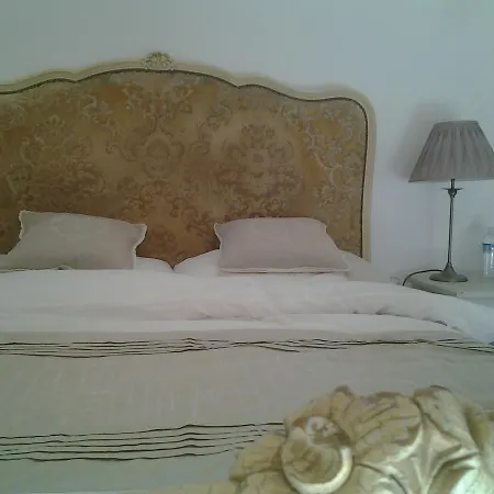 La Belle Lavande, D לינה וארוחת בוקר *